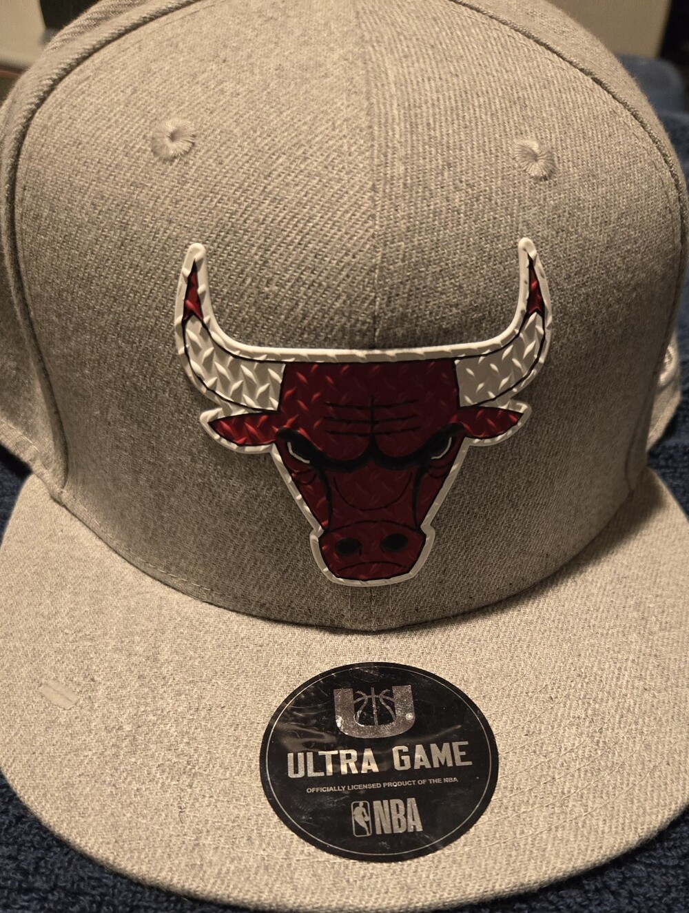 Chicago Bulls Grey Snapback Hat with Red Logo